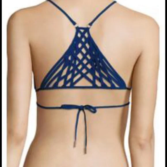 Red Carter Grand Bazaar Reversible Bikini - Picture 4 of 9